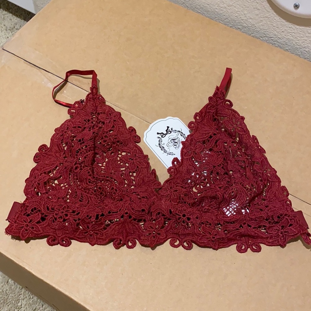 L&L lace bralette